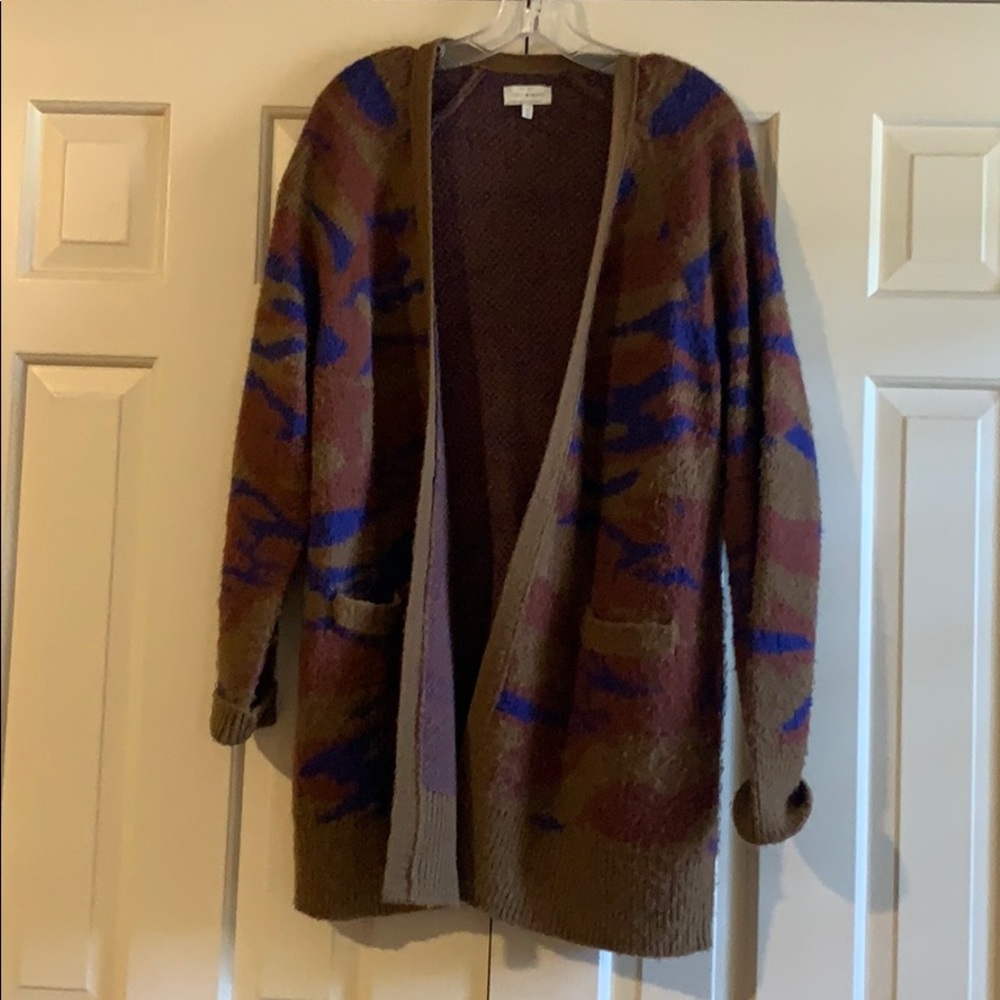 Lucky brand camo cardigan. Brown base color.